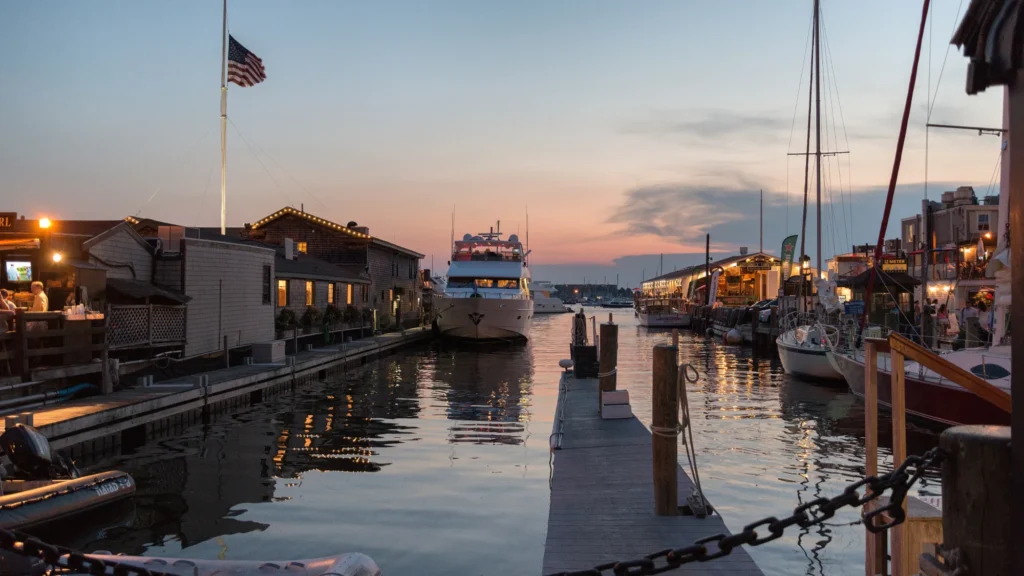22 Bowen’s Wharf, Newport RI: Guide to 22 Bowen’s Wine Bar & Grille
